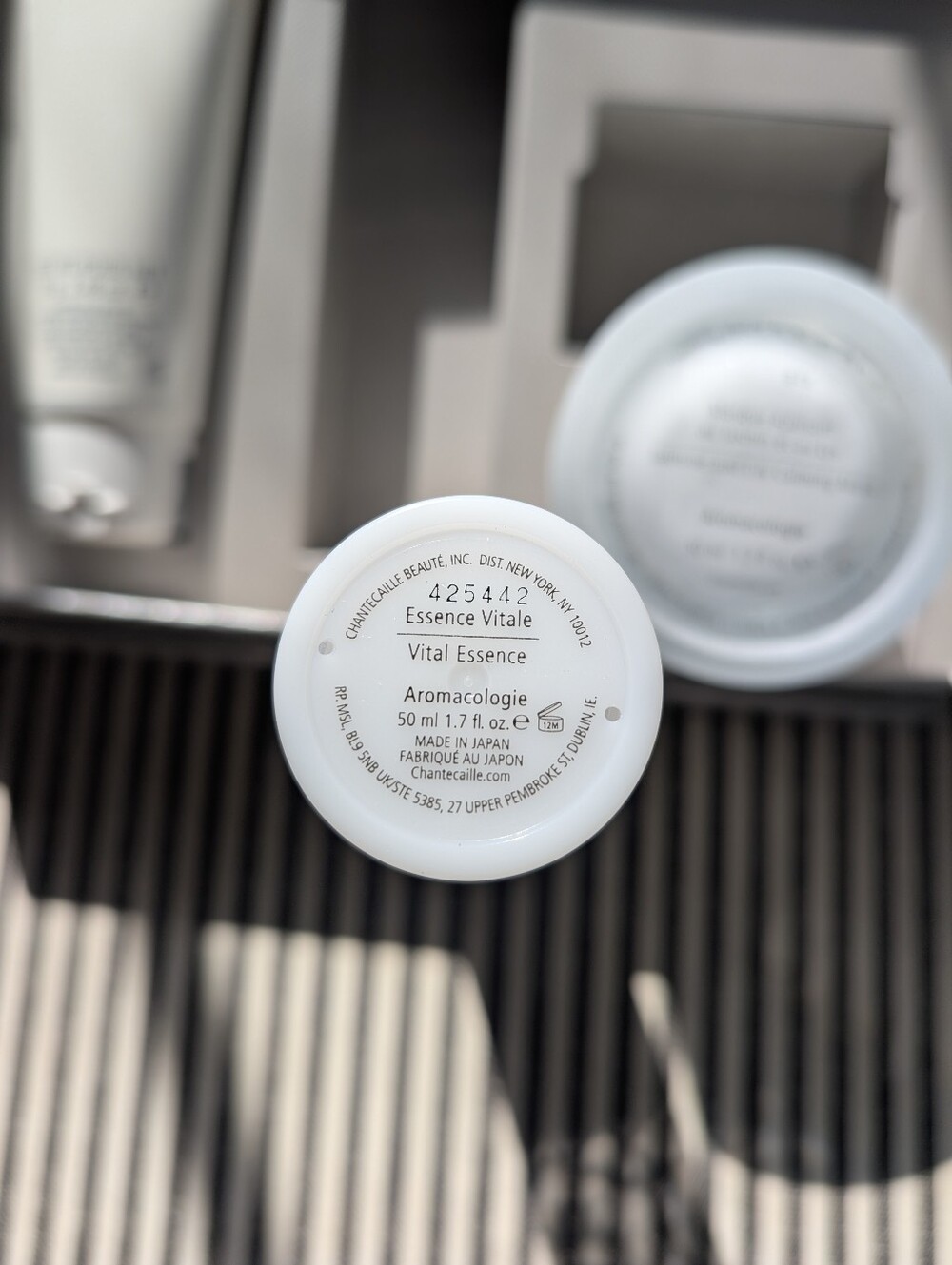 Chantecaille 3-Step Botanical Routine - Picture 6 of 9
